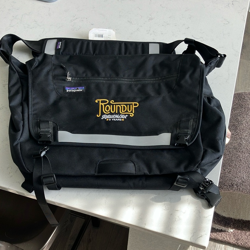 Patagonia Half Mass Laptop Travel Bag (Embroidered)